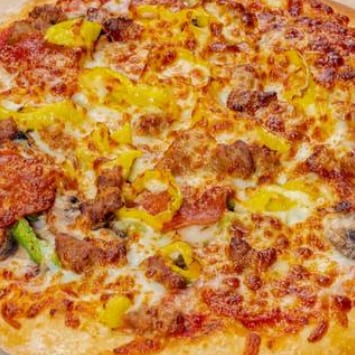 10" Davido's Special Pizza.