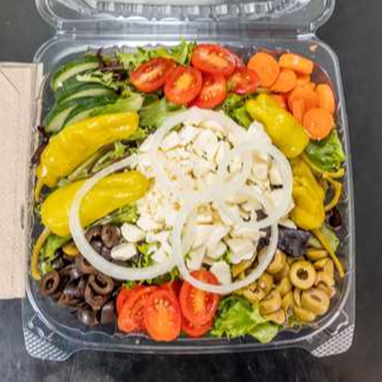 Fresh Greek Salad: A Mediterranean Delight